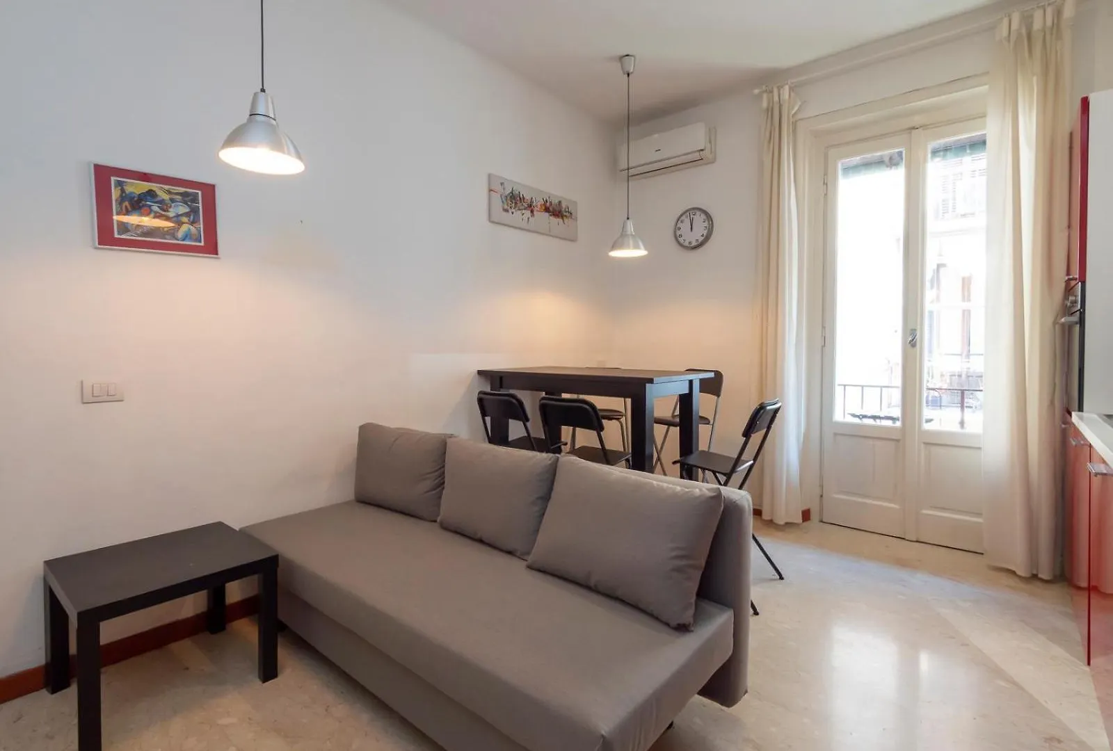 Luxury Apartment - Lodi 114 Milan 0*,  Italy